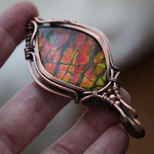 Load image into Gallery viewer, Canadian Ammolite