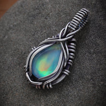 Load image into Gallery viewer, Aurora Opal and Quartz doublet
