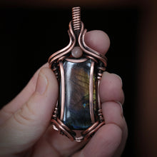 Load image into Gallery viewer, Spectrolite Labradrorite
