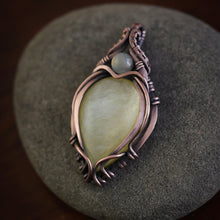Load image into Gallery viewer, Yellow Mica with Labradorite accent
