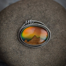 Load image into Gallery viewer, Wooden Hill inlay in Crystal and Aurora Opal doublet
